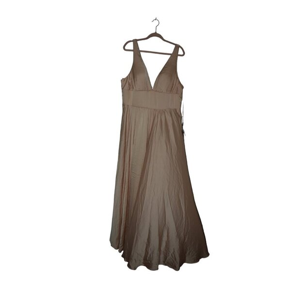 Cinderella Divine NWT Gown Formal Dress Size 12 Style #7469 - Picture 1 of 11